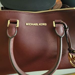 Michael kors purse